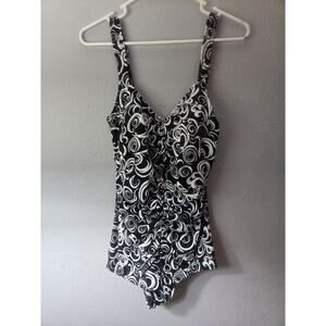 Life by T.H.E. Women's Size 20 One Piece Black and White Swimsuit 969-10
